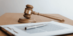 Orden de alejamiento: consecuencias legales