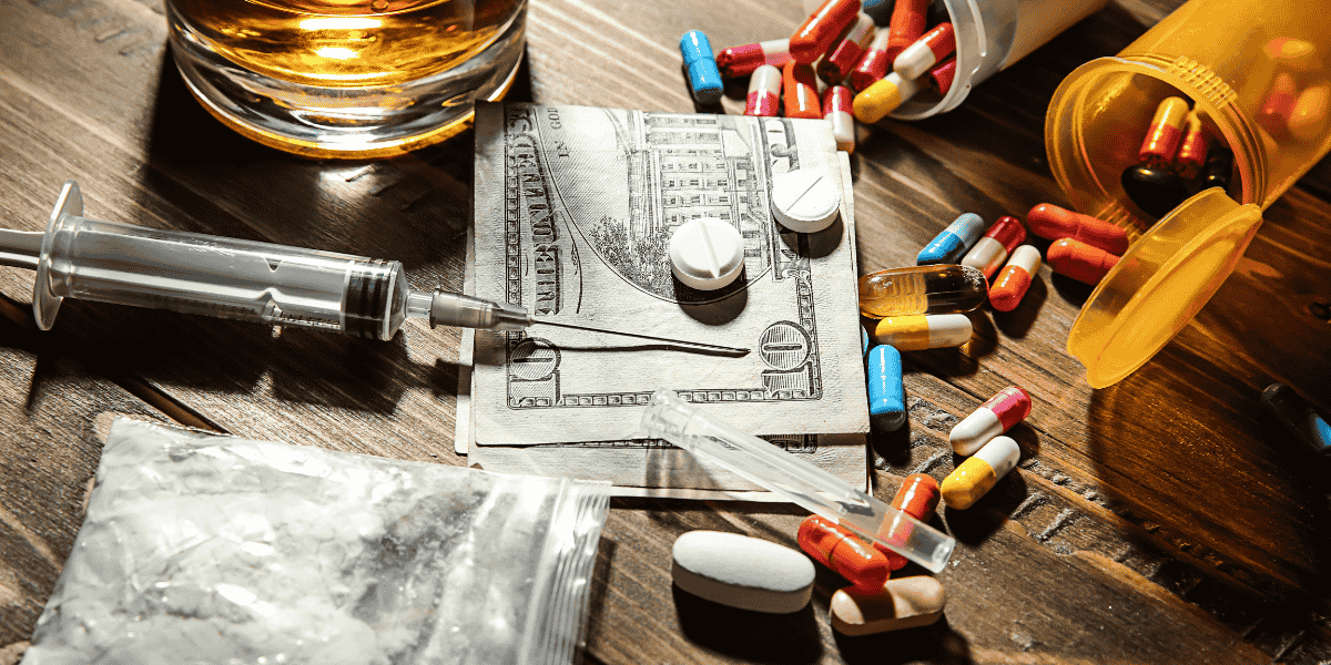 ¿Qué pasa si te cogen con drogas en el aeropuerto? Código Civil y penas 1 ¿Qué pasa si te cogen con drogas en el aeropuerto? Código Civil y penas que pasa si te cogen con drogas en el aeropuerto codigo civil y penas 2 ¿Qué pasa si te cogen con drogas en el aeropuerto? Código Civil y penas