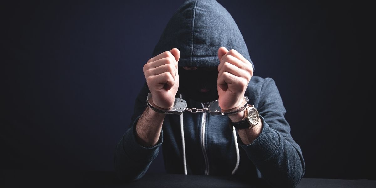 Delito de daños informáticos: qué es, penas según el Código Penal 1 Delito de daños informáticos: qué es, penas según el Código Penal pruebas especialmente útiles en un procedimiento por daños informáticos