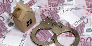 Delito de estafa inmobiliaria y protección de la vivienda