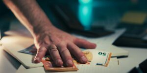 Investigado por fraude con criptomonedas