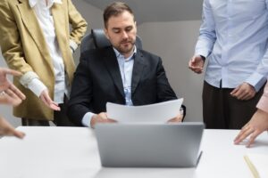 Cómo librarse de ir de testigo a un juicio 2 Cómo librarse de ir de testigo a un juicio La responsabilidad penal de los administradores y directivos de una empresa