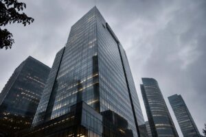 Delito de abuso de información privilegiada: pena y art. 285 CP