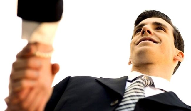 header-delitos-contra-el-honor Cómo se regulan los delitos contra el honor: tipos, sanciones y ejemplos