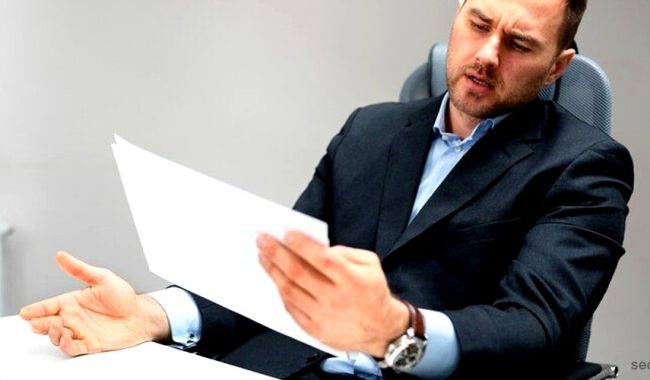 ¿Qué pasa si no presentarse a un juicio? Consecuencias legales clave